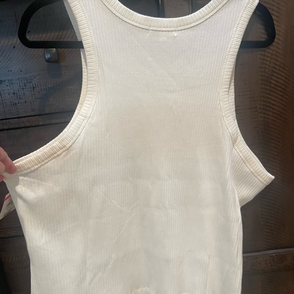 NWT—-Good American White Ribbed Racerback Tank Top - Picture 6 of 8